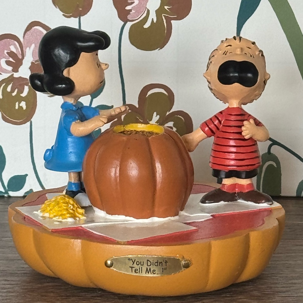 Hawthorne Village Peanuts "It's the Great Pumpkin” figurine “You Didn’t Tell Me”